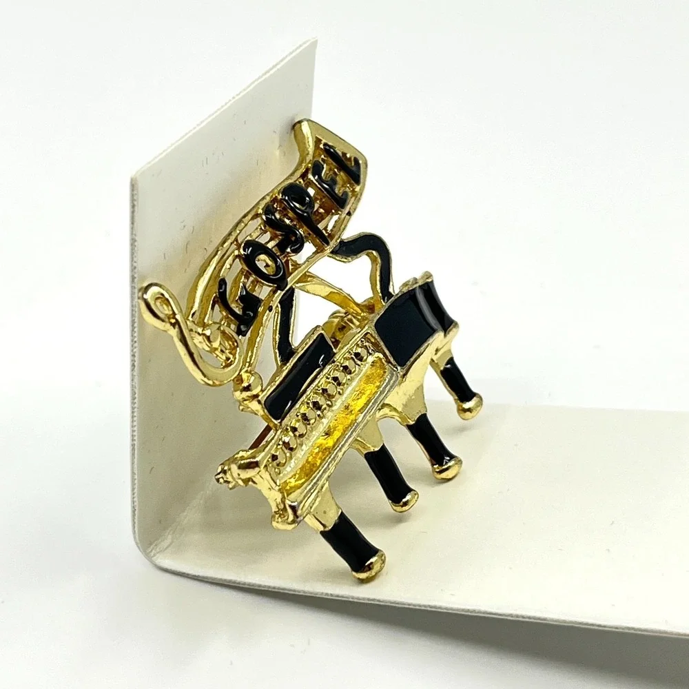 Vintage Gold Tone Gospel Piano Music Brooch Pin Retro Black Enamel Classic